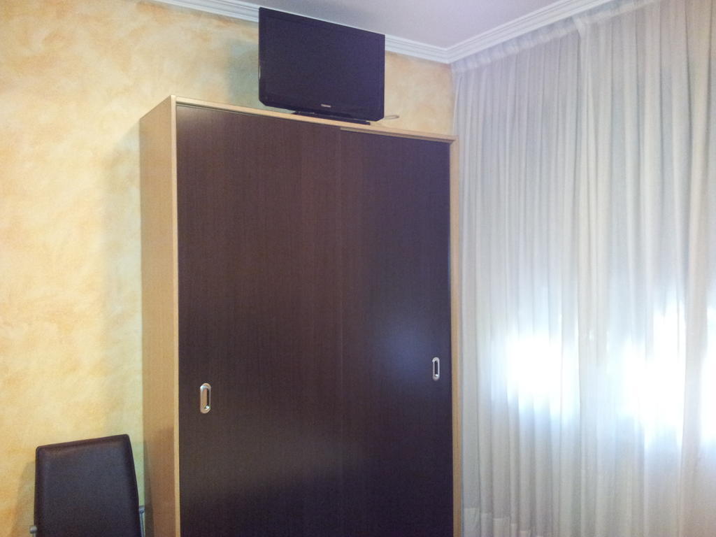 Alojamientos Rio Cares Leon Room photo